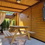 Letniskowe Liliowy Zakatek 山林小屋