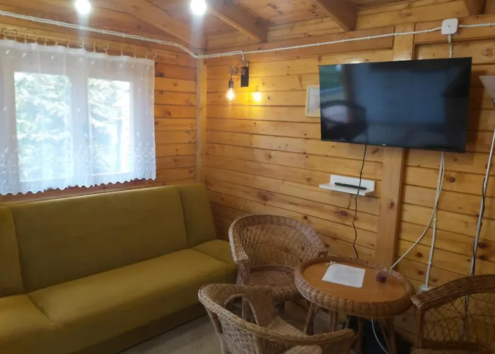 Letniskowe Liliowy Zakatek 롯지