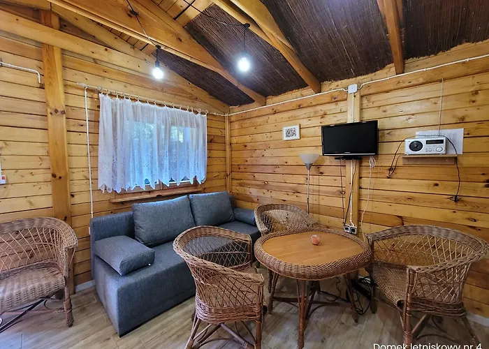 Letniskowe Liliowy Zakatek 롯지 *